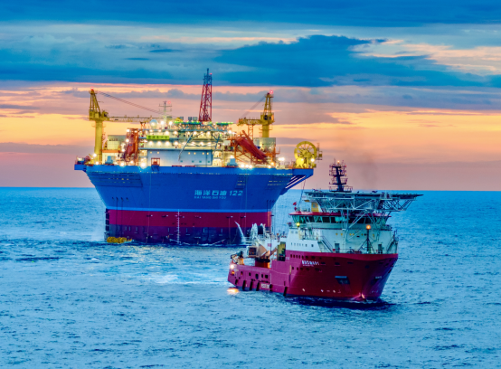行业资讯|中国海油“海葵一号”—亚洲首艘圆筒型“海上油气加工厂”运抵作业海域